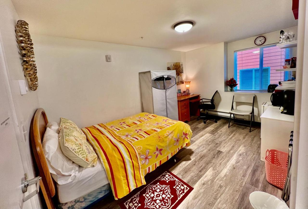Micro Studio Apartment 10 Minutes Walk To University Of Washington Seattle Eksteriør billede